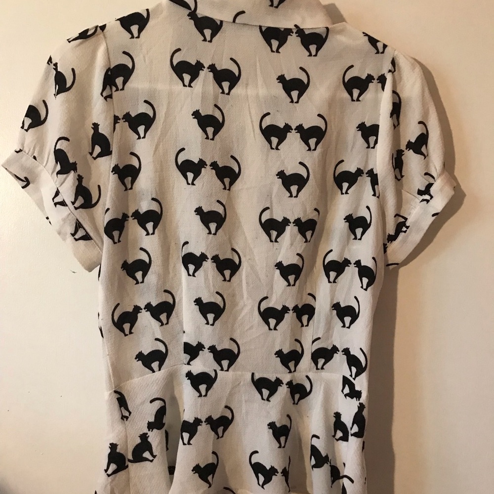 ModCloth Cat Print Blouse - Picture 3 of 4